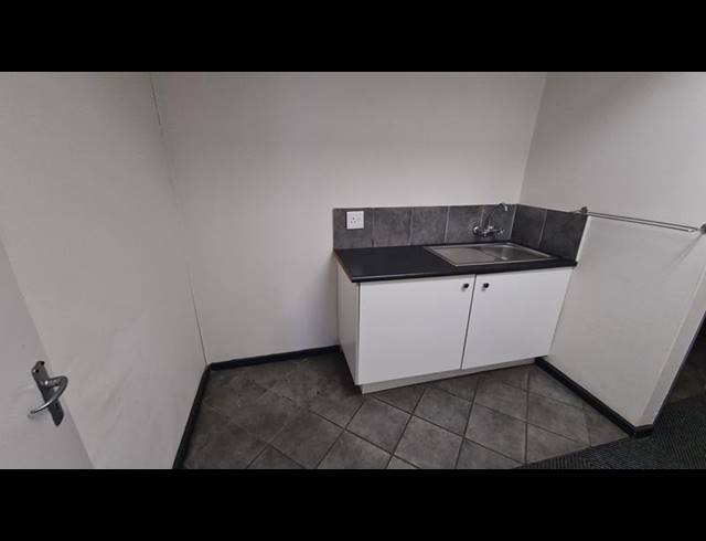 INDUSTRIAL PROPERTY TO RENT IN ALLANDALE